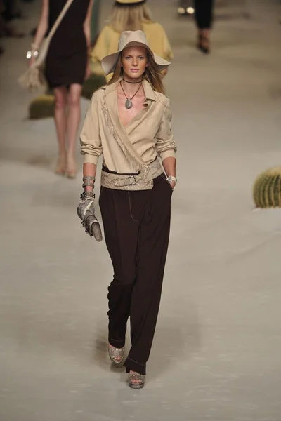 Look 6
